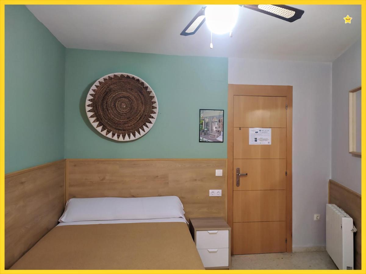 Habitaciones Barra89 Valenza Esterno foto