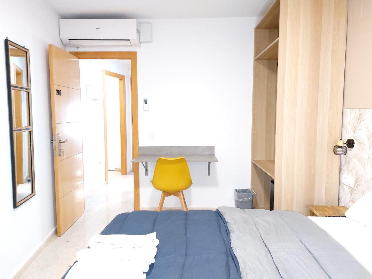 Habitaciones Barra89 Valenza Esterno foto
