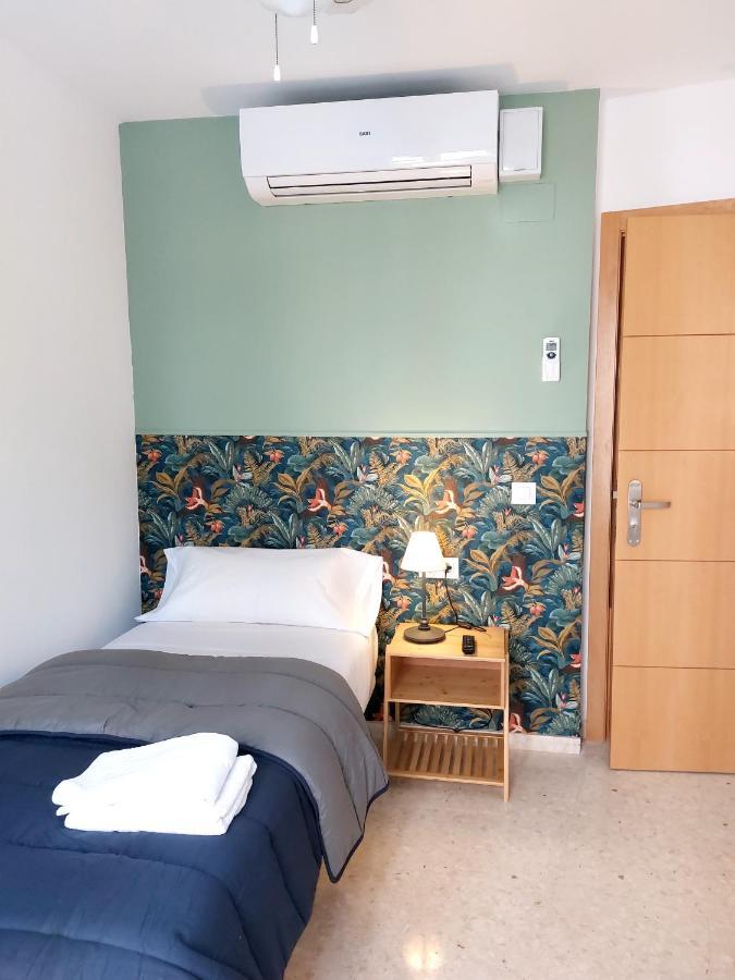 Habitaciones Barra89 Valenza Esterno foto